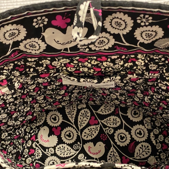 NWOT Disney Vera Bradley “Vera” tote
Retired Pattern - Picture 6 of 12